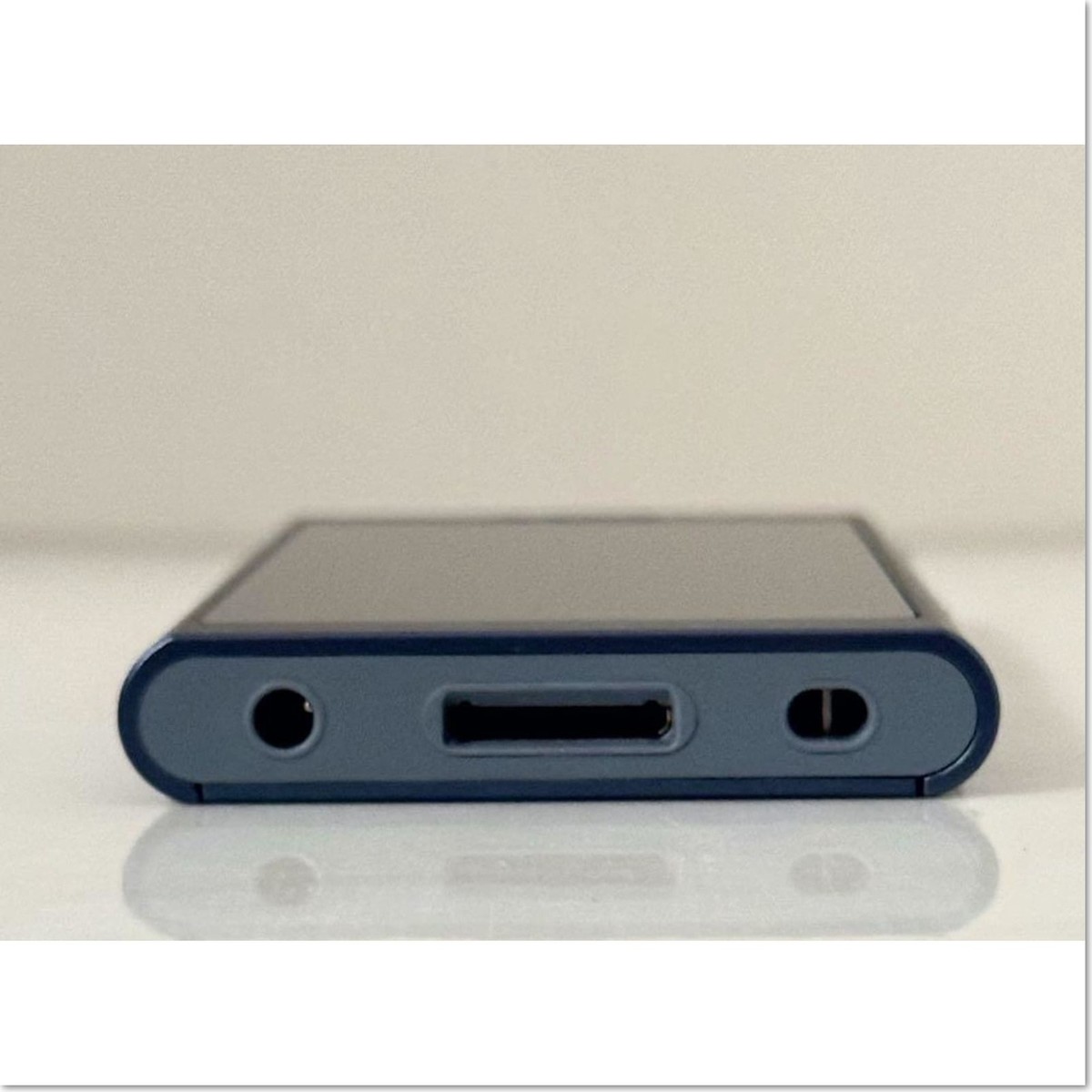 未使用品 SONY WALKMAN NW-A55 FROZENII SONY Walkman NW-A55 Frozen Collaboration Limited Edition Used