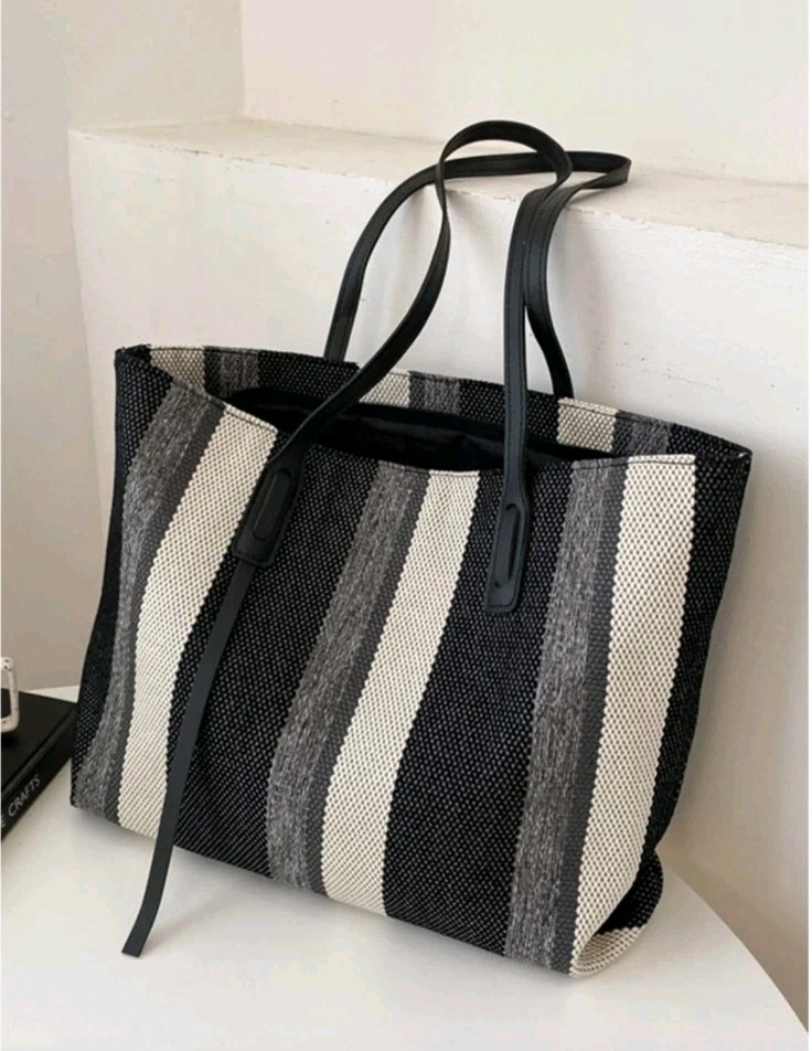 Simple Striped Pattern Shoulder Bag Women's Fashi… - image 1
