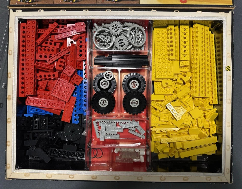 Lego Technic 855 Mobile Crane Truck vintage set complete boxed, photo 3 of 3