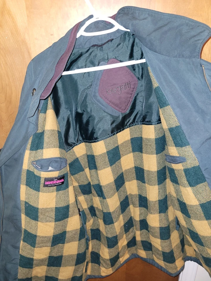 - DE COLECCIÓN - Chaqueta Bugatti Microma, Verde, Daños Menores, ENVIAR OFERTAS Foto 3 de 4