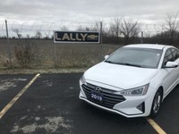 2019 Hyundai Elantra Preferred PREFERRED**HEATED SEATS**HEATE...