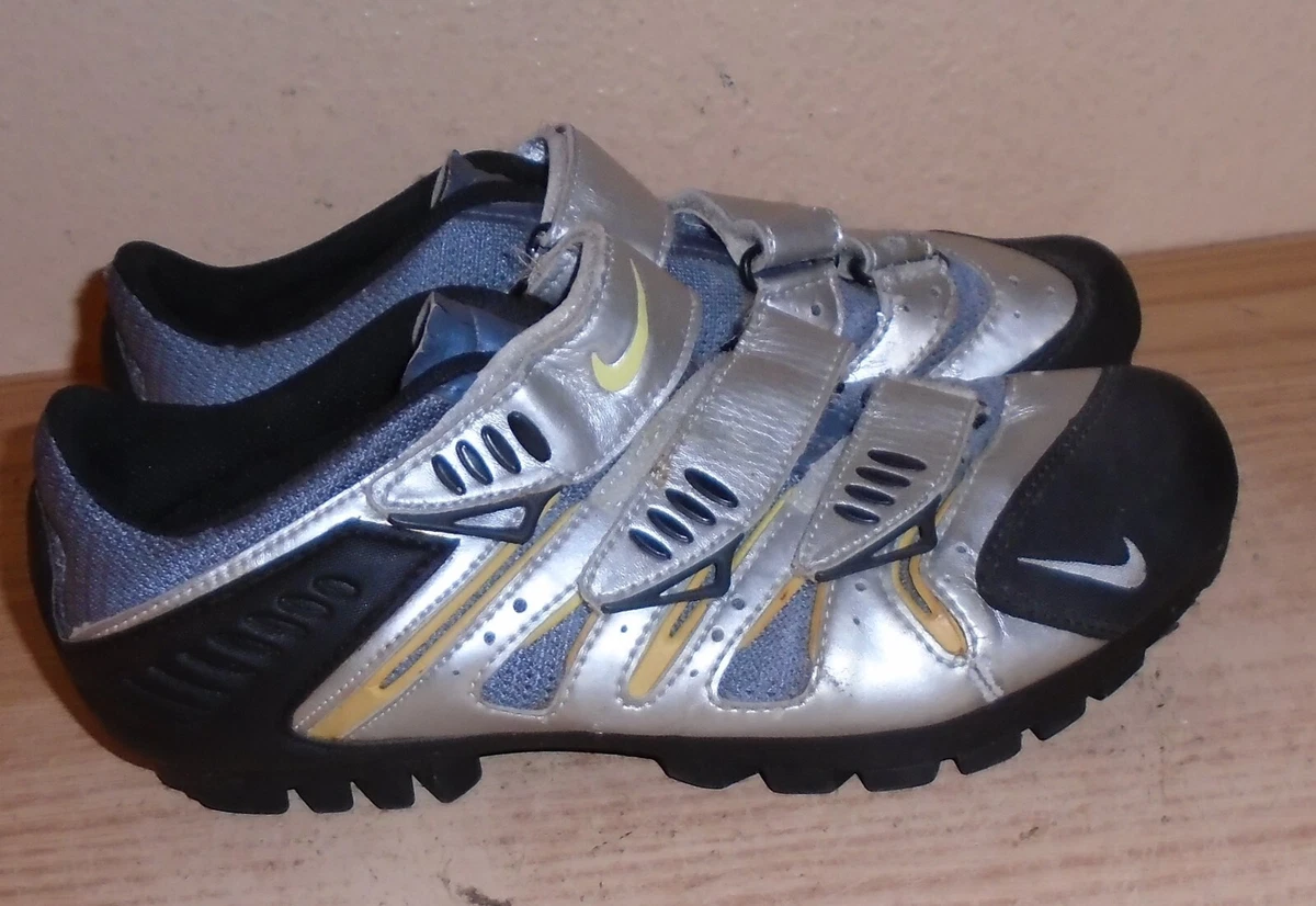 Nike acg top cycling shoes