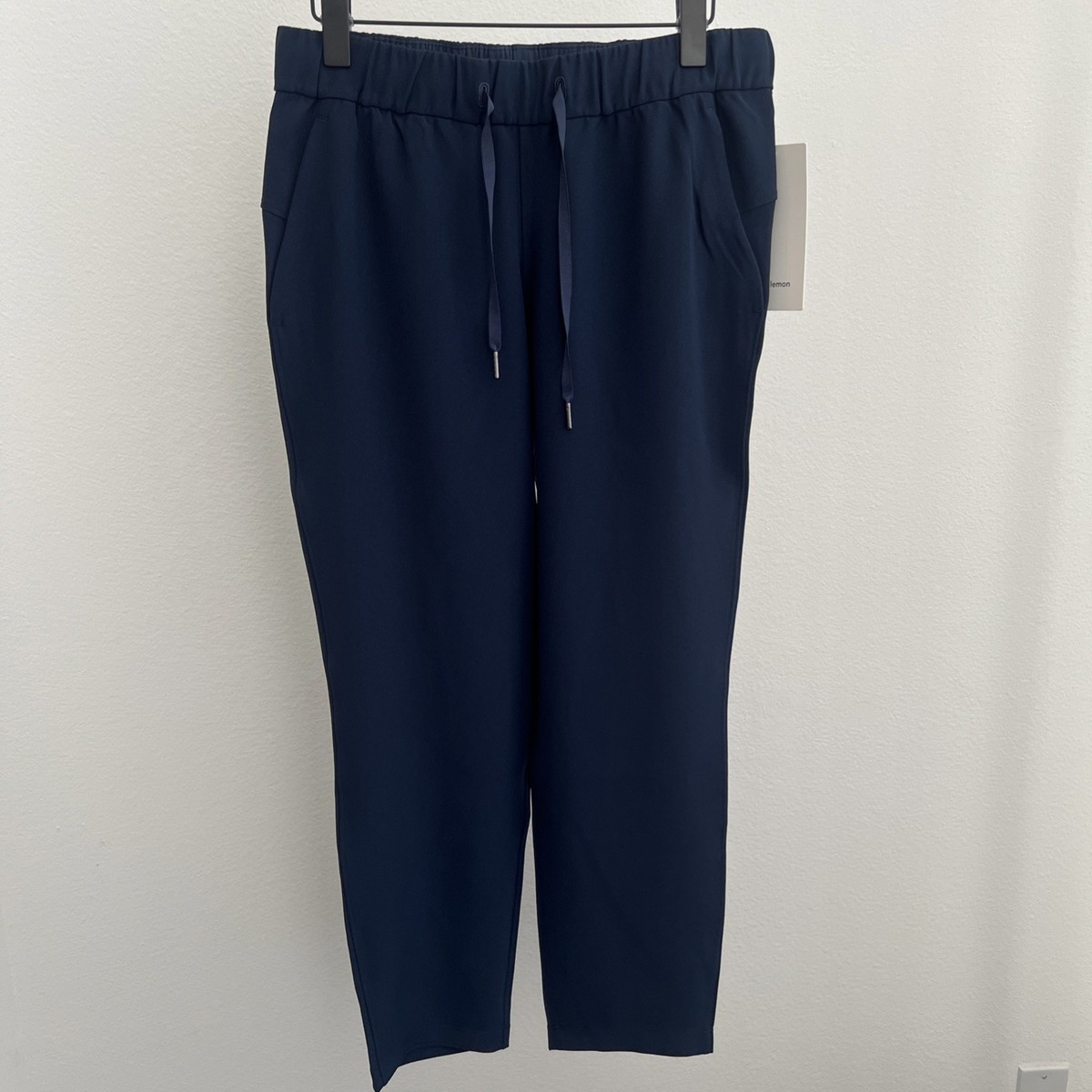 Lululemon On The Fly 7/8 Pant *Woven NWT Size 8 True Navy $118
