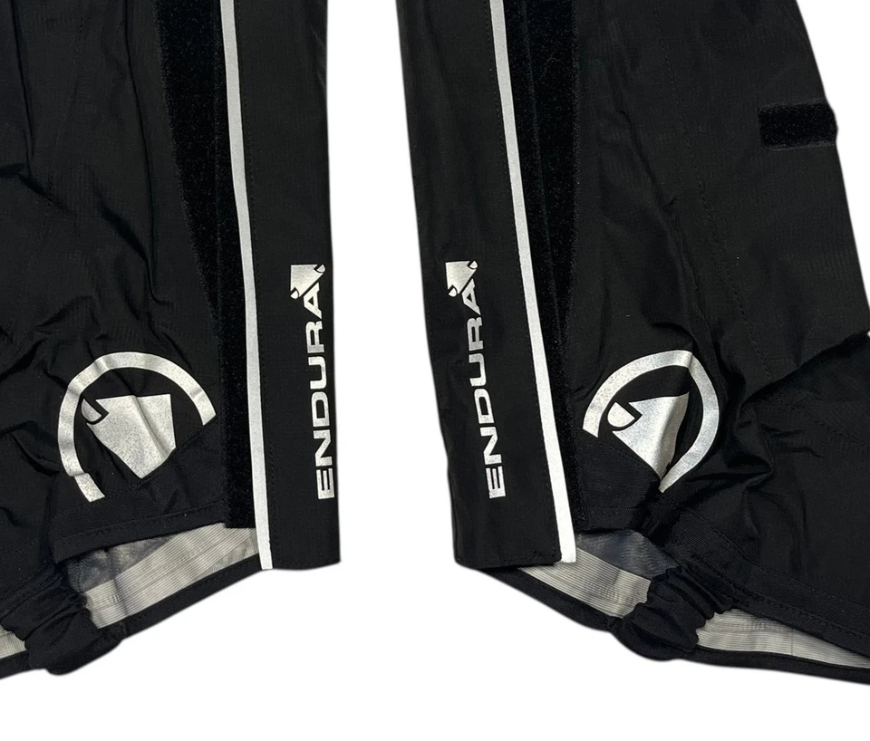 ENDURA Black/White WINDBREAKER CYCLING OVERSHOE Bike Riding Rain Shoe Cover Sz M - Image 2 of 4