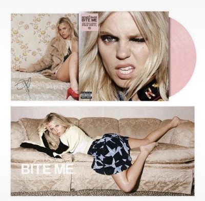 RENEE RAPP BITE ME Lp SIGNIERT Exclusive Baby Pink VINYL with ALTERNATE COVER