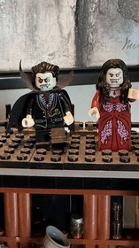 LEGO Monster Fighters Haunted House w/mini figs! AS-IS 10228 Read details