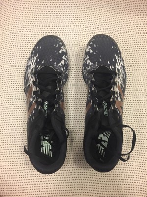 new balance mid distance spikes