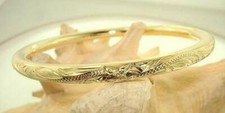 5.5MM HAWAIIAN YELLOW GOLD PLATED 925 STER SILVER HERITAGE SCROLL ROUND BANGLE
