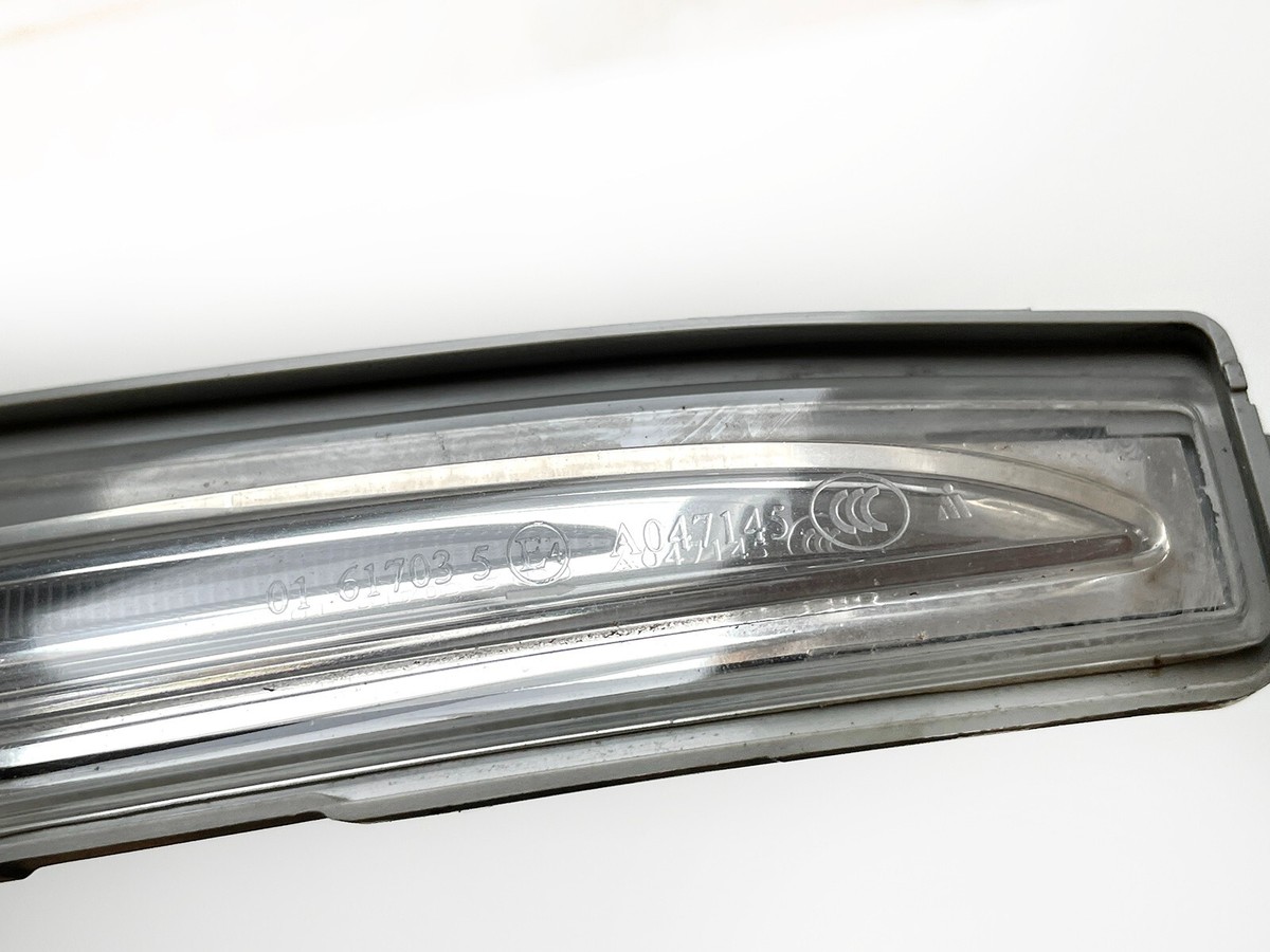 OEM MERCEDES GLE GLS W167 G W463 Outside Mirror Indicator Light  