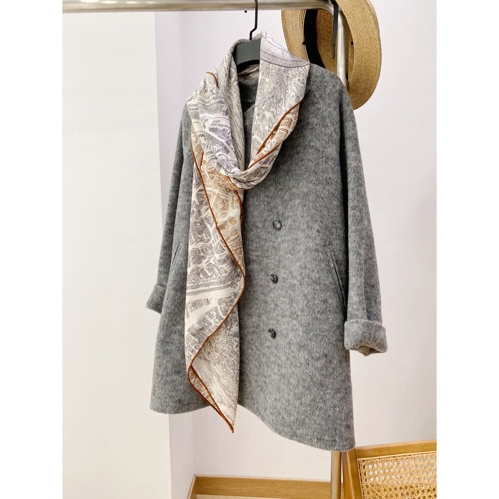 New Spring Boutique Double Sided Silk & Wool Shawl Large Scarf Wrap Printed 53’