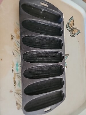 Vintage Lodge Cast Iron 27C USA Stick Corn Cob Cornbread Muffin Mold Pan 