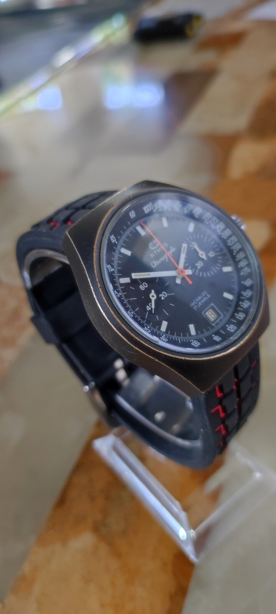 Montre Chronographe Suisse Athos - Boîtier PVD Noir, Valjoux 7734 Manuel - Bracelet Silicone - Occasion