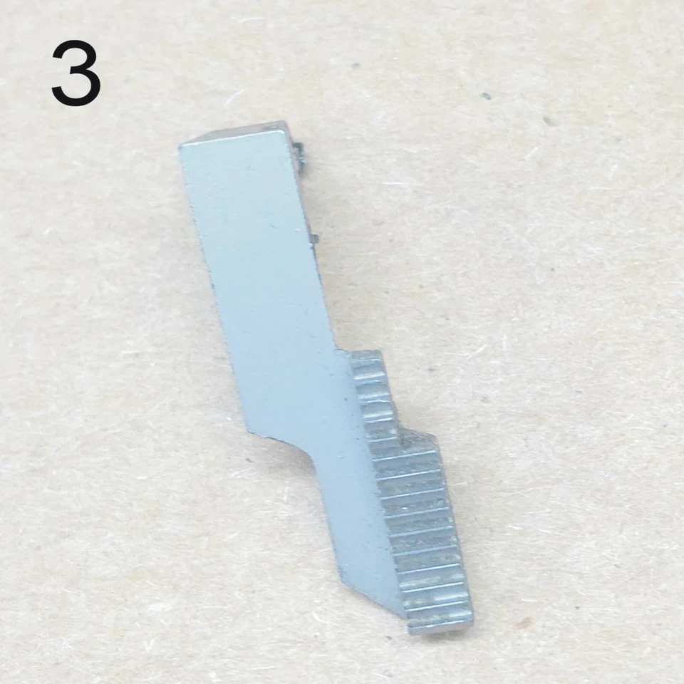 SINGER USED SERGER PARTS FROM 14U286 MOST FIT OTHER 14U MODELS ORIGINAL PARTS - Image 4 of 4