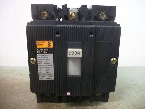 MERLIN GERIN COMPACT CE 104N CIRCUIT BREAKER 38013 100AMP 480VOLT 3POLE - Picture 2 of 9