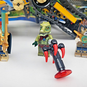 Lego Chima #70005  Laval's Royal Fighter with figures and Manuals