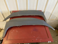 1964 1965 1966 Ford Thunderbird T-bird Fender Skirt Set Left Right 1964 1965 1966 Ford Thunderbird T-bird Fender Skirt Set Left Right