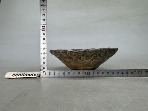 Y8890 CHAWAN Raku-ware red flat bowl signed Japan antique tea ceremony pottery - Picture 9 of 10