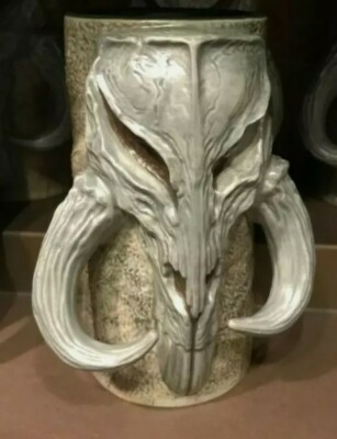 Disney Star Wars Mandalorian Boba Fett Mythosaur Skull Mug Cup Galaxy s Edge NEW