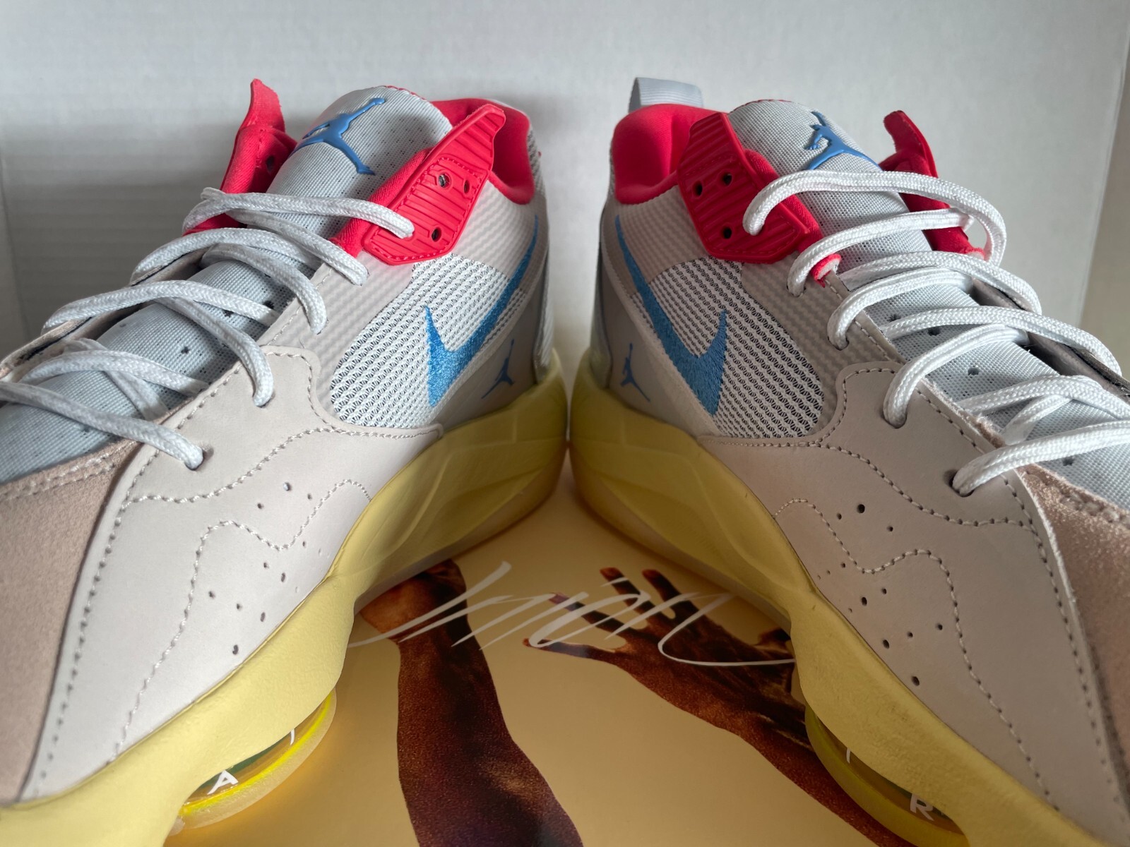 OFF WHITE X NIKE NIKE AIR JORDAN X UNION ZOOM '92 GUAVA ICE SUMMIT OFF WHITE TAGLIA 11 5 DA2553 800