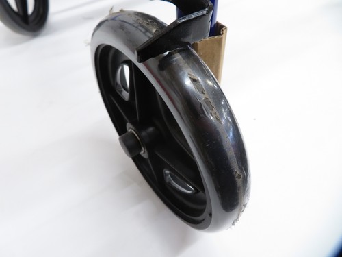 DeVilbiss - Drive R8 Lightweight Aluminum Rollator - Blue - Unused - Picture 13 of 19