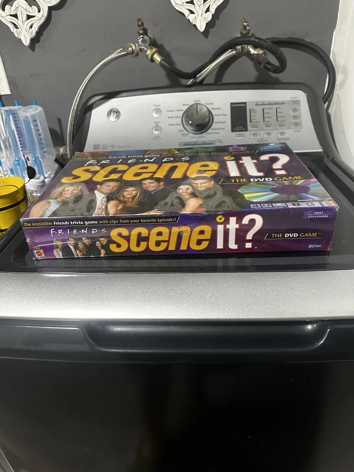 Scene It? Friends Edition DVD Game (2005) Mattel  -NEW SEALED - Image 2 of 4