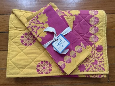 Vintage Williams-Sonoma Capri Pink Gold Reversible Table Runner & 4 Napkins