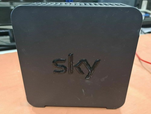 Sky Hub SR102 Wireless Modem Router lmp5 - 第 1/1 張圖片