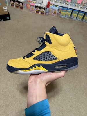 Size 10 - TRIED ON ONLY Air Jordan 5 Retro Michigan Varsity Maize Navy
