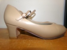 Dance Pre-Owned Jazz Shoes Stelle Big Kid 4M Leather Single Strap Closed Toe