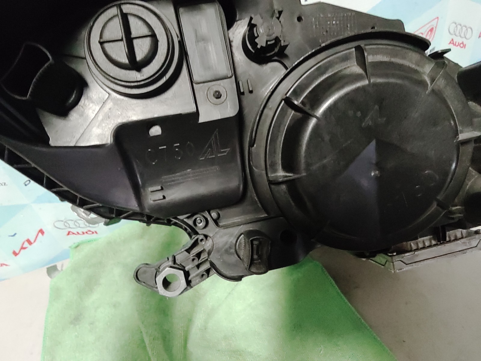 2013 MASERATI GRANTURISMO GT SPORT XENON HEADLIGHT LEFT  OEM 2014 2015 2016 17
