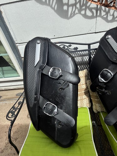 oem Harley 90544-97 Road King Classic Leather Saddlebags Pair 93-08 Touring