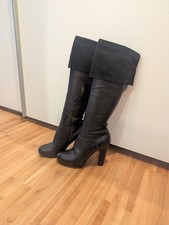 Miu Miu bei Prada Overknee Stiefel Leder Schwarz 37