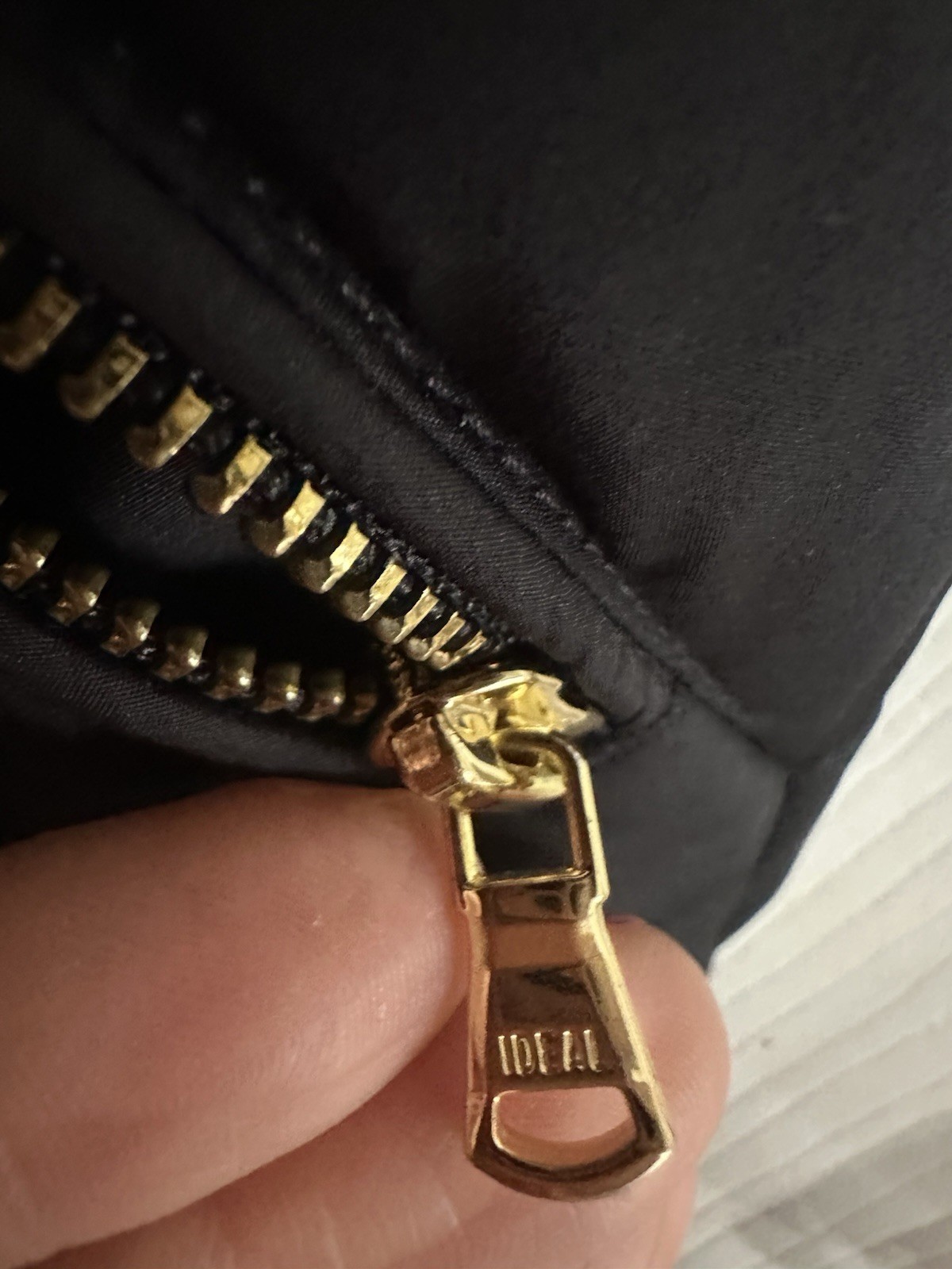 TALBOTS Black Quilted Polyester Down Filled Puffe… - image 6