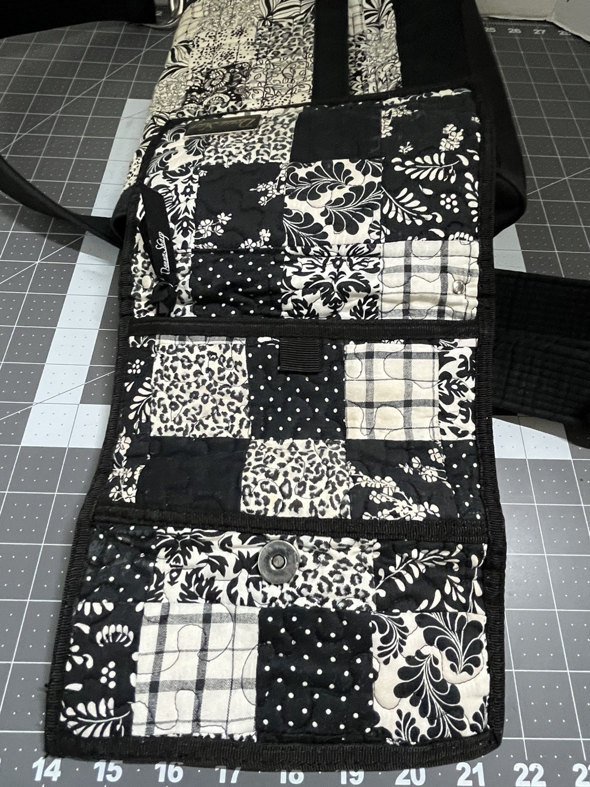 Donna Sharp Patchwork Quilted Crossbody Bag Purse… - image 16