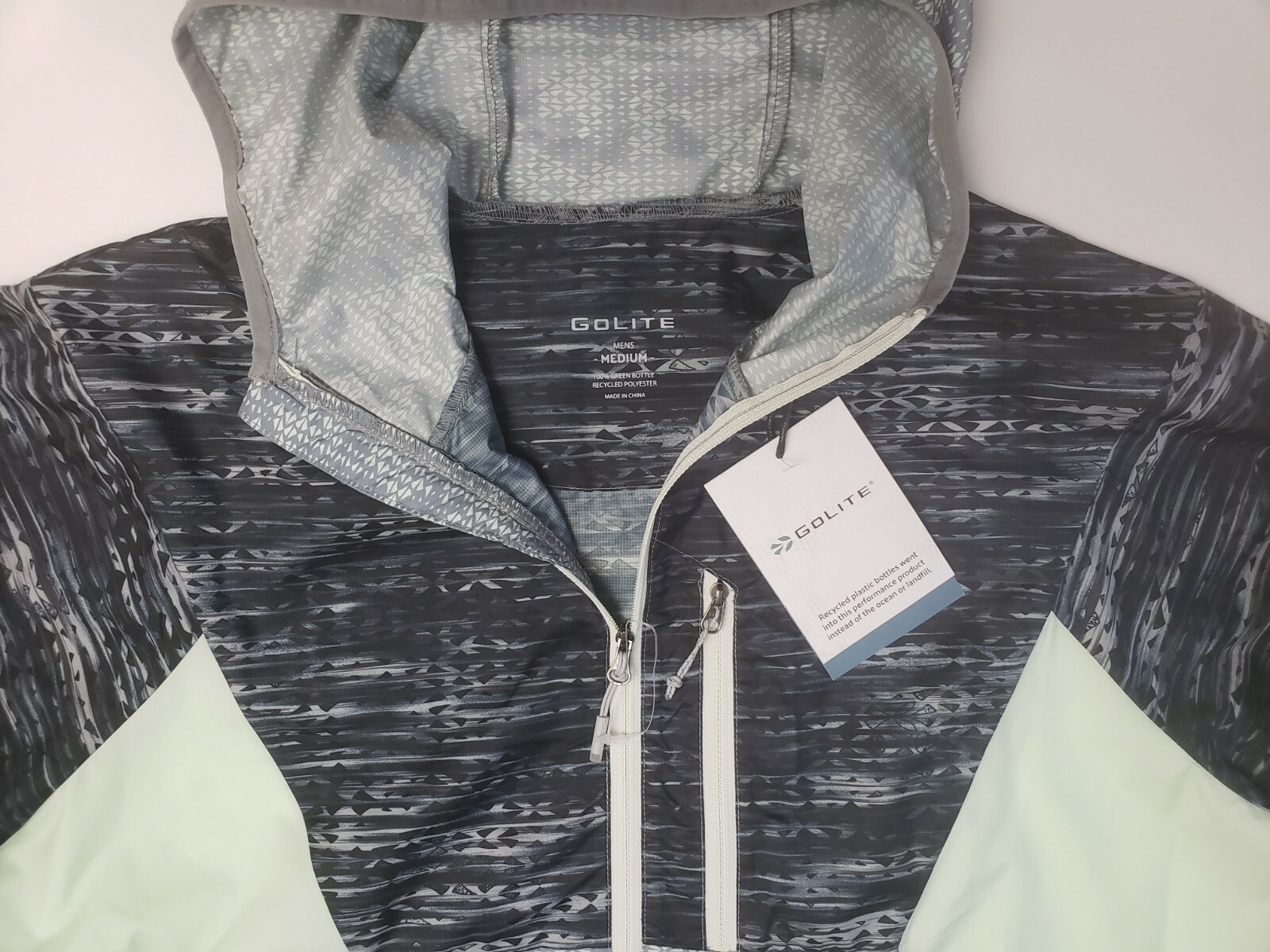 GoLite Mens Glacier ReGreen Windshell 