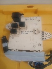 2002 Lexus IS300 Fuse Box