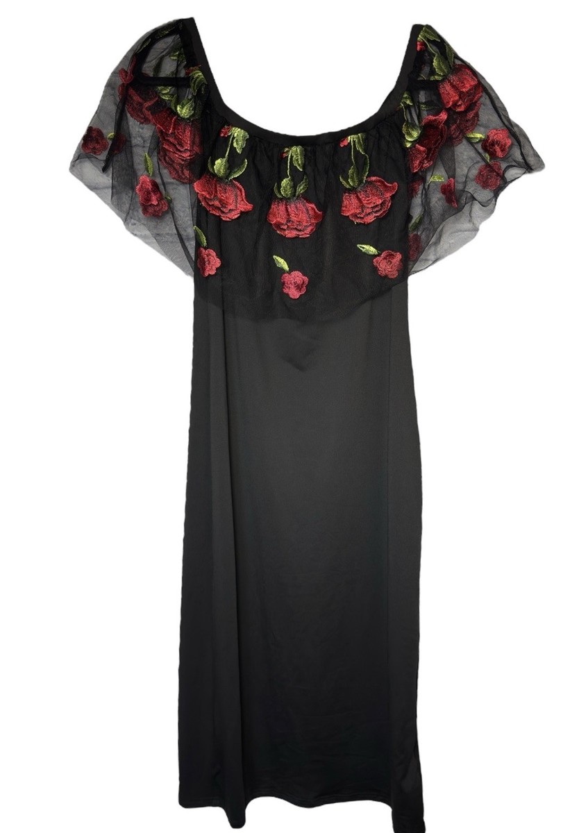 embroidered overlay maxi dress Pour Into Yourself Green Floral Embroidered Maxi Dress main image 1