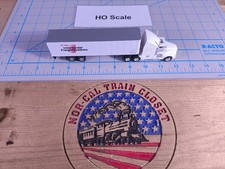 HO Intermodal Freight Systems Tractor Trailer no box Lot #G47