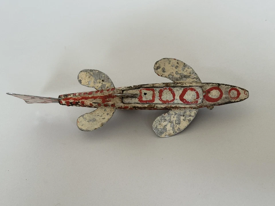 Antiguo señuelo de peces de arte popular anterior a 1940 de Michigan muy fuerte Foto 2 de 4
