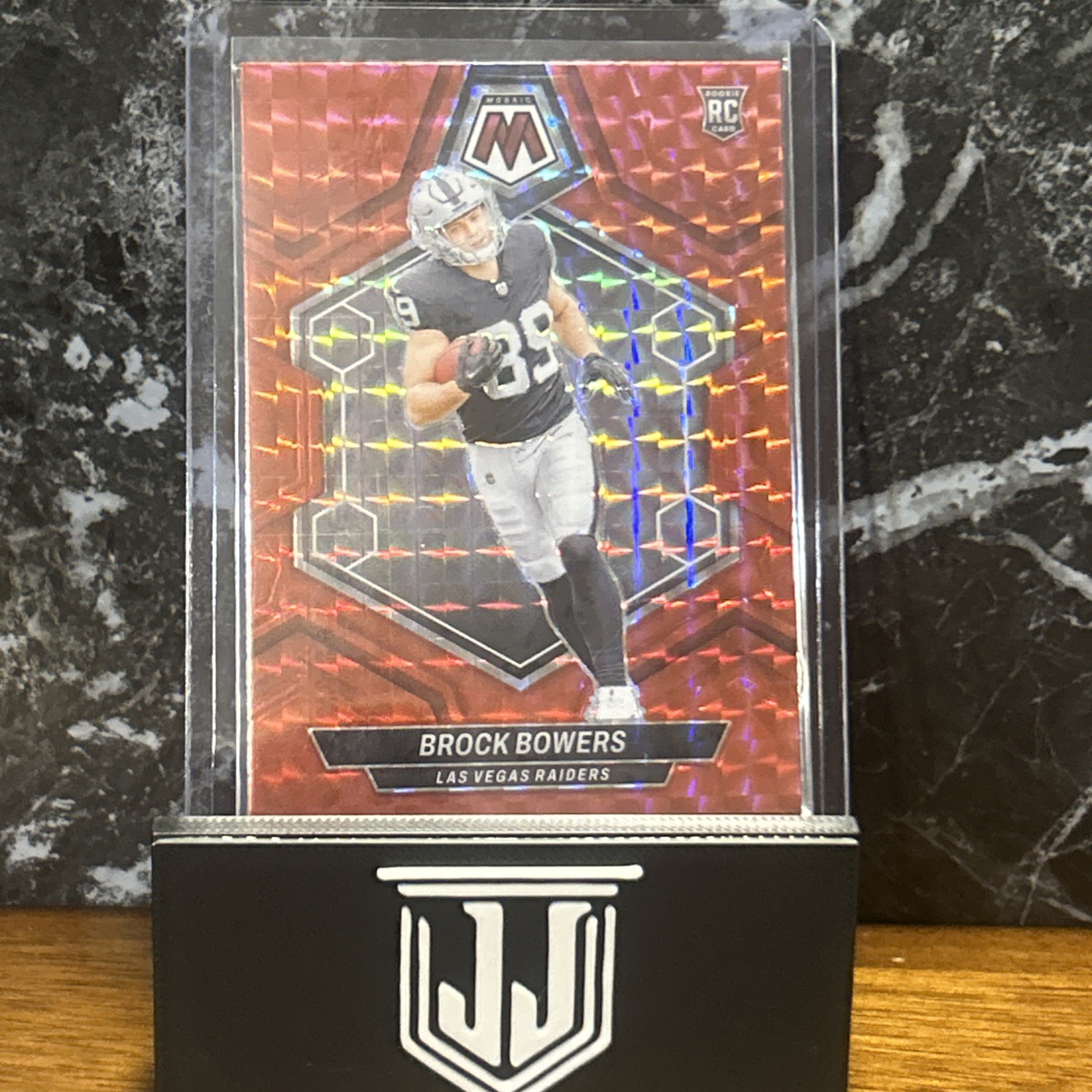 2024 Mosaic Brock Bowers RC Camo Red Prizm Rookie #313 Raiders