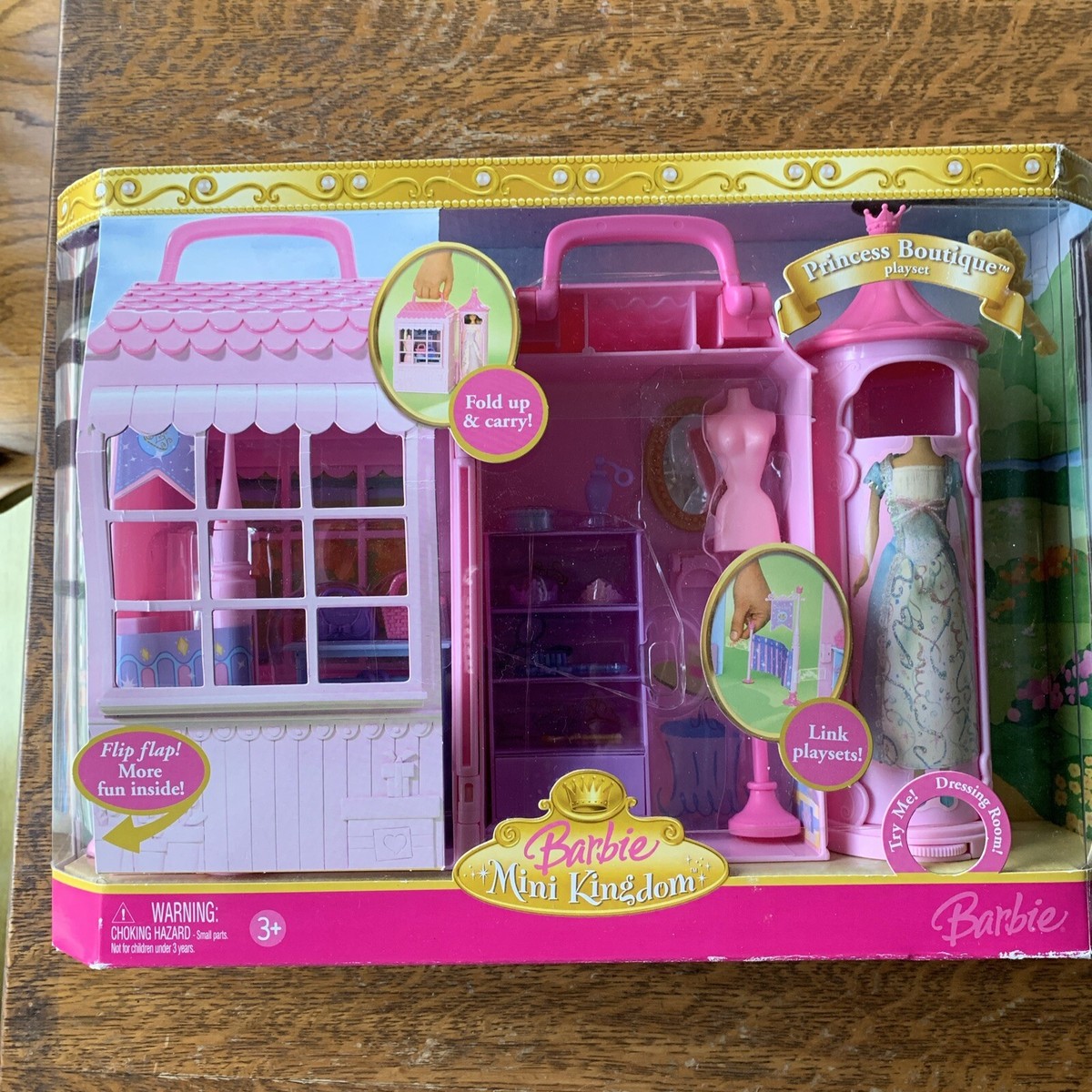 2006 New Sealed Barbie Mini Kingdom Princess Boutique Playset Fold