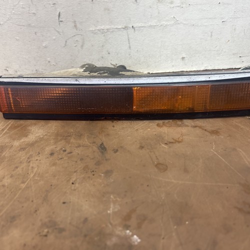 1986-1988 Toyota Supra MK3 7MGE Front Turn Signal Light - Picture 2 of 6