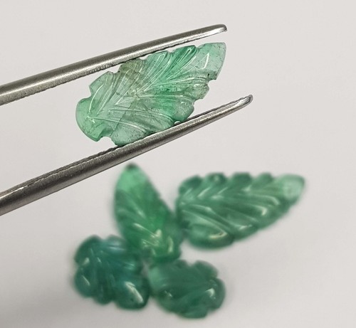 5.41 Ct Natural Emerald Zambian Leaf Shape Handmade Carving Set Gemstone - Picture 4 of 8
