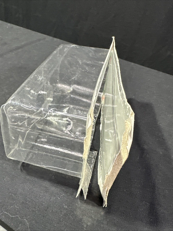 ALFA ROMEO ALFETTA MODELO COCHE DE POLICÍA CARABINEROS 1972 ESCALA 1:43 COCHE FUNDIDO A PRESIÓN Foto 2 de 4