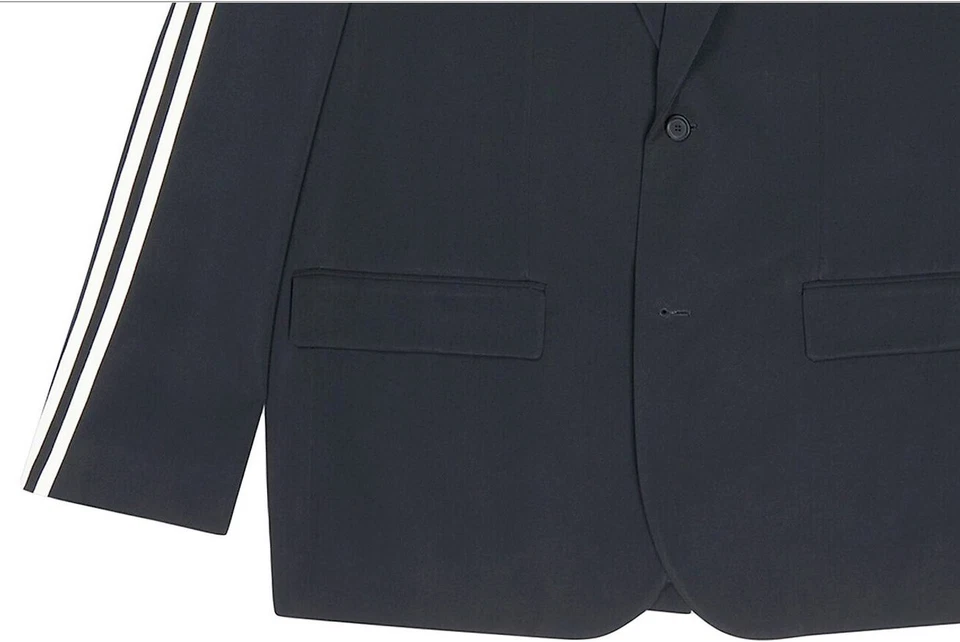 $3,795 NWT Balenciaga Balenciaga x Adidas Black 2-Buttoned Oversized Blazer - Image 3 of 4