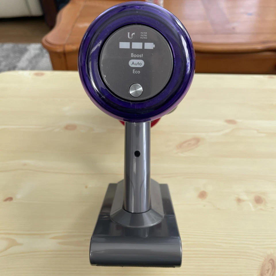 AS-IS FOR PARTS Dyson V11 Torque Drive Cordless Vacuum Cleaner HEAD ONLY - Image 3 of 4