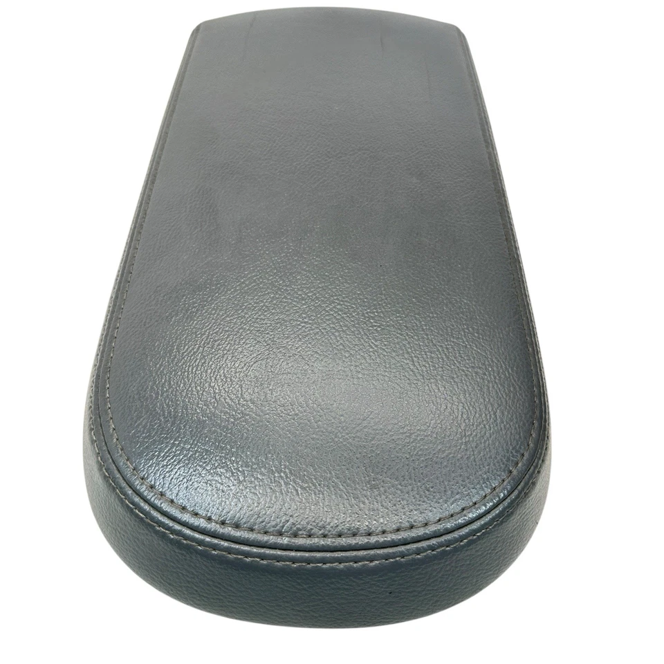 Mercury Montego 2007 OEM consola central reposabrazos almohadilla tapa gris 05 06 07 Foto 2 de 4