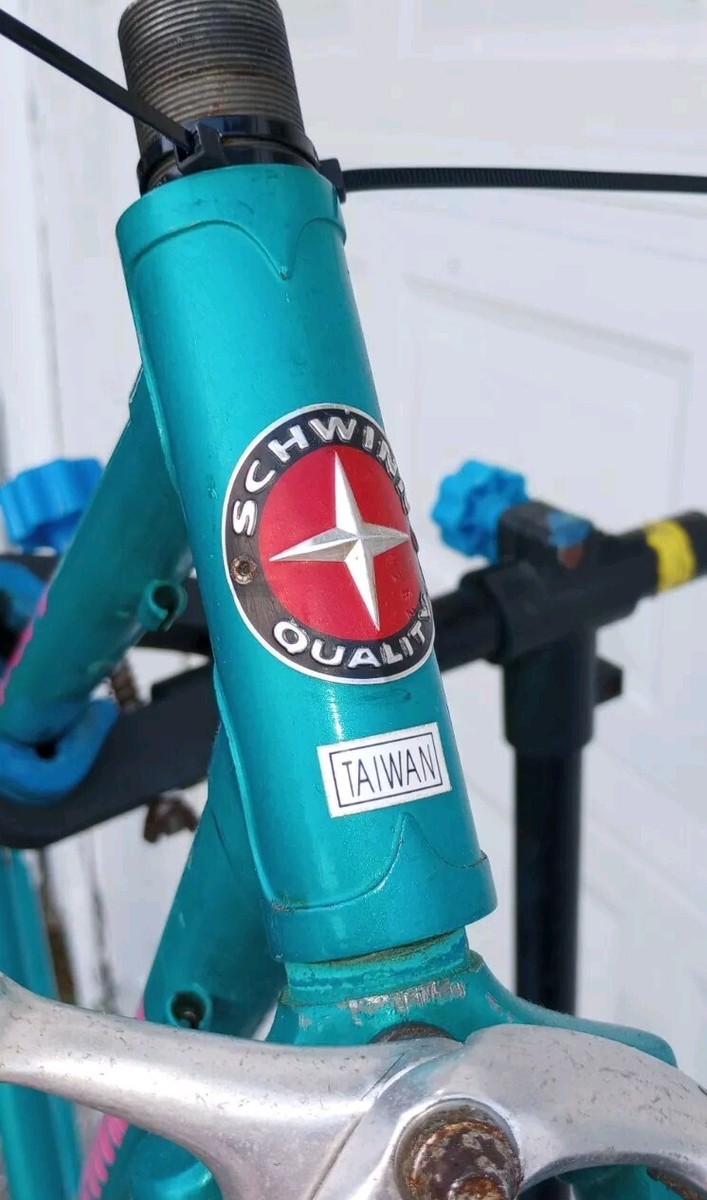1992 Schwinn World Sport Frame 49CM Ladies Step Through Vintage
