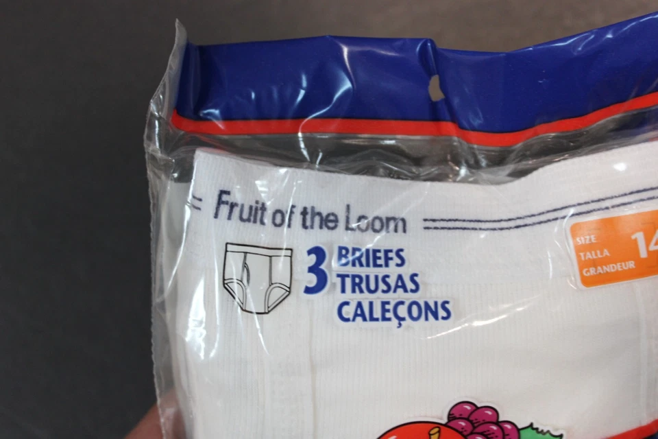 6 pack Fruit of the Loom Boy's Cotton Ribbed Brief Underwear SZ 14 waist 26-27" - Image 2 of 4