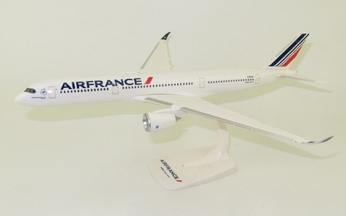Air FRANCE Airbus A350-900 PPC Holland Push Fit Modelo 1:200 Escala NUEVO F-HTYA - Imagen 2 de 12